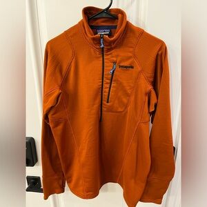 Patagonia R1 pullover - Men’s M - Copper Ore